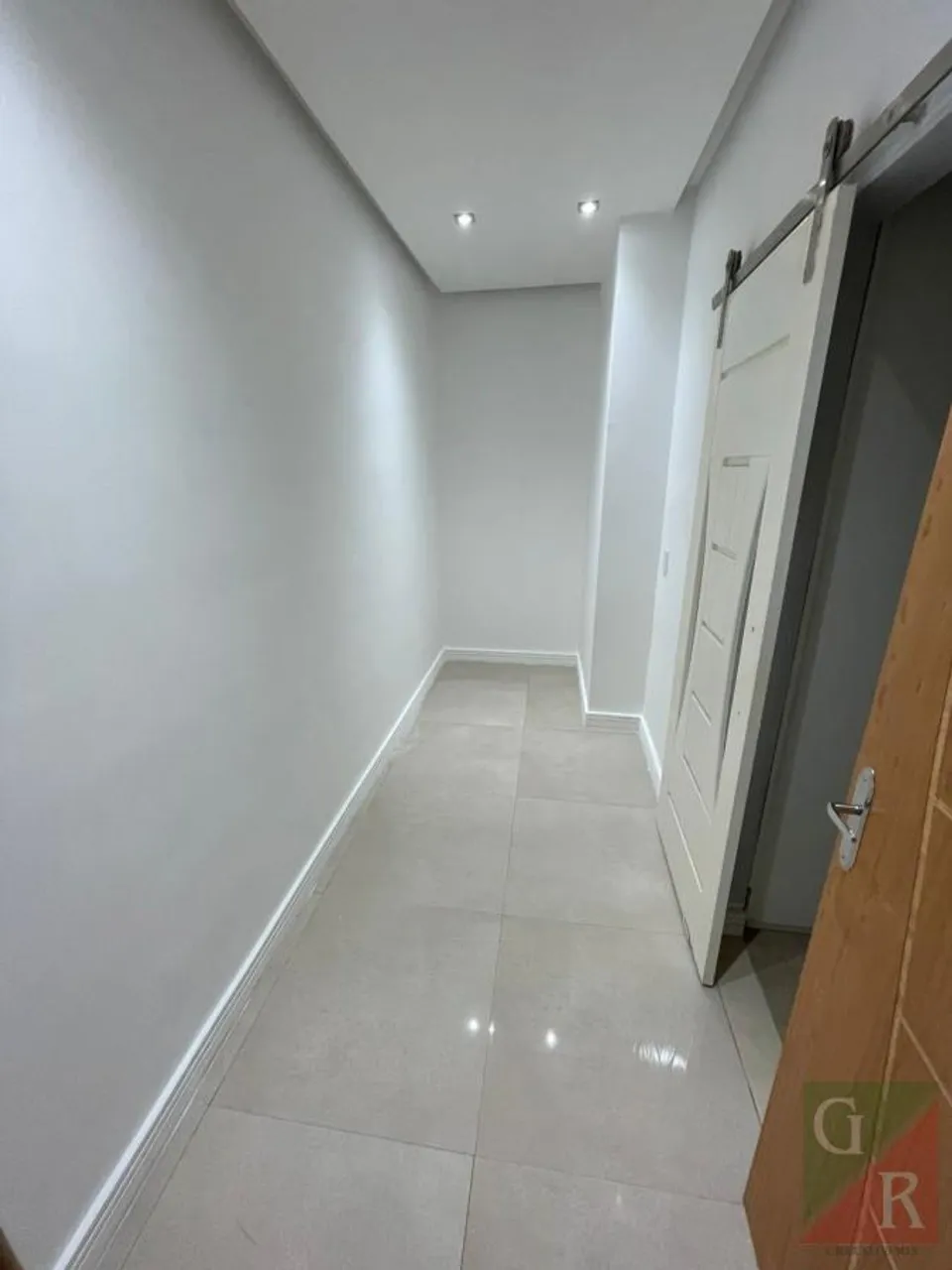 Apartment with 2 bedrooms and 1 bathroom no parking — photo 7