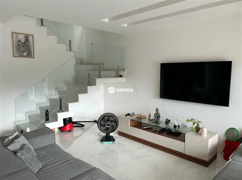 Triplex house with 5 suites and 297 m² of space — photo 3
