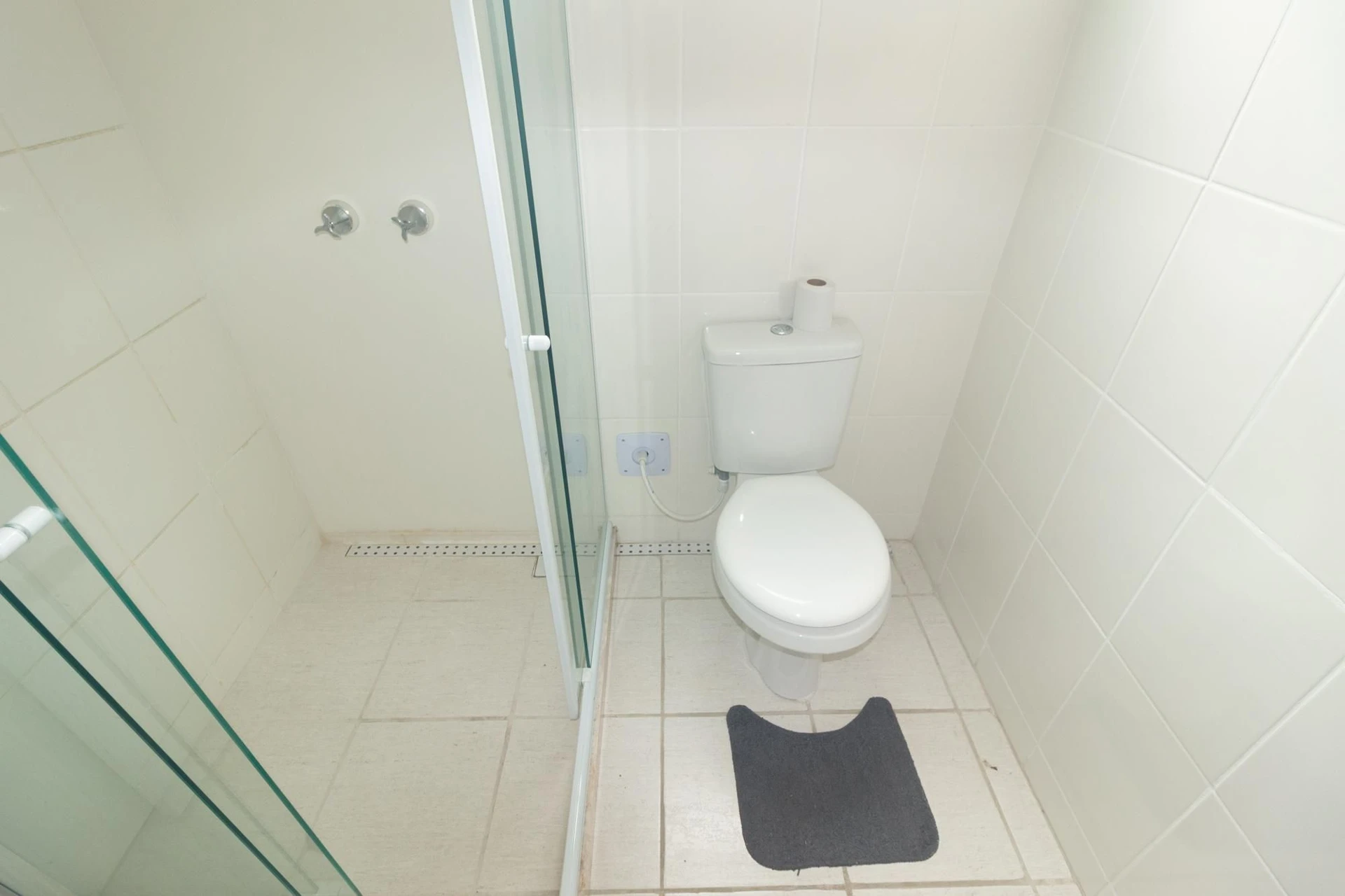 2-bedroom apartment in a building with a pool — photo 8