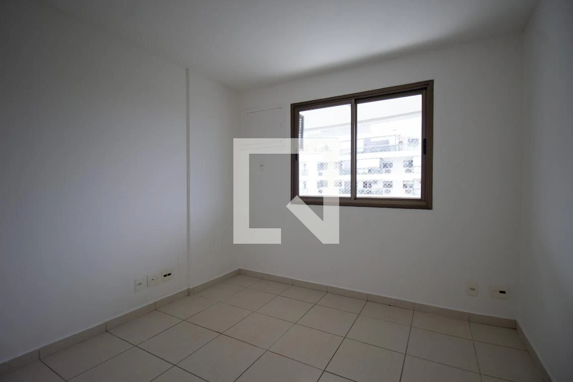2-bedroom apartment in a building with a sauna — photo 17