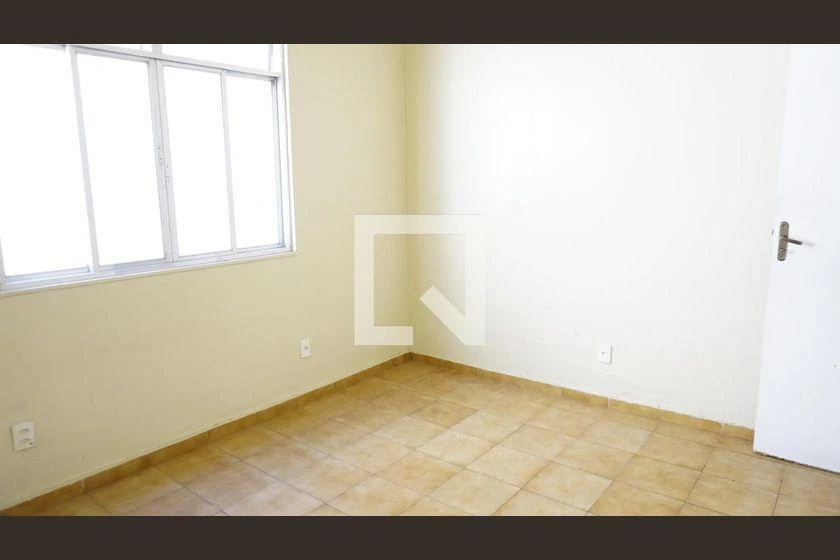 Rental house with 3 bedrooms, 480 m² and 2 parking spots — photo 42