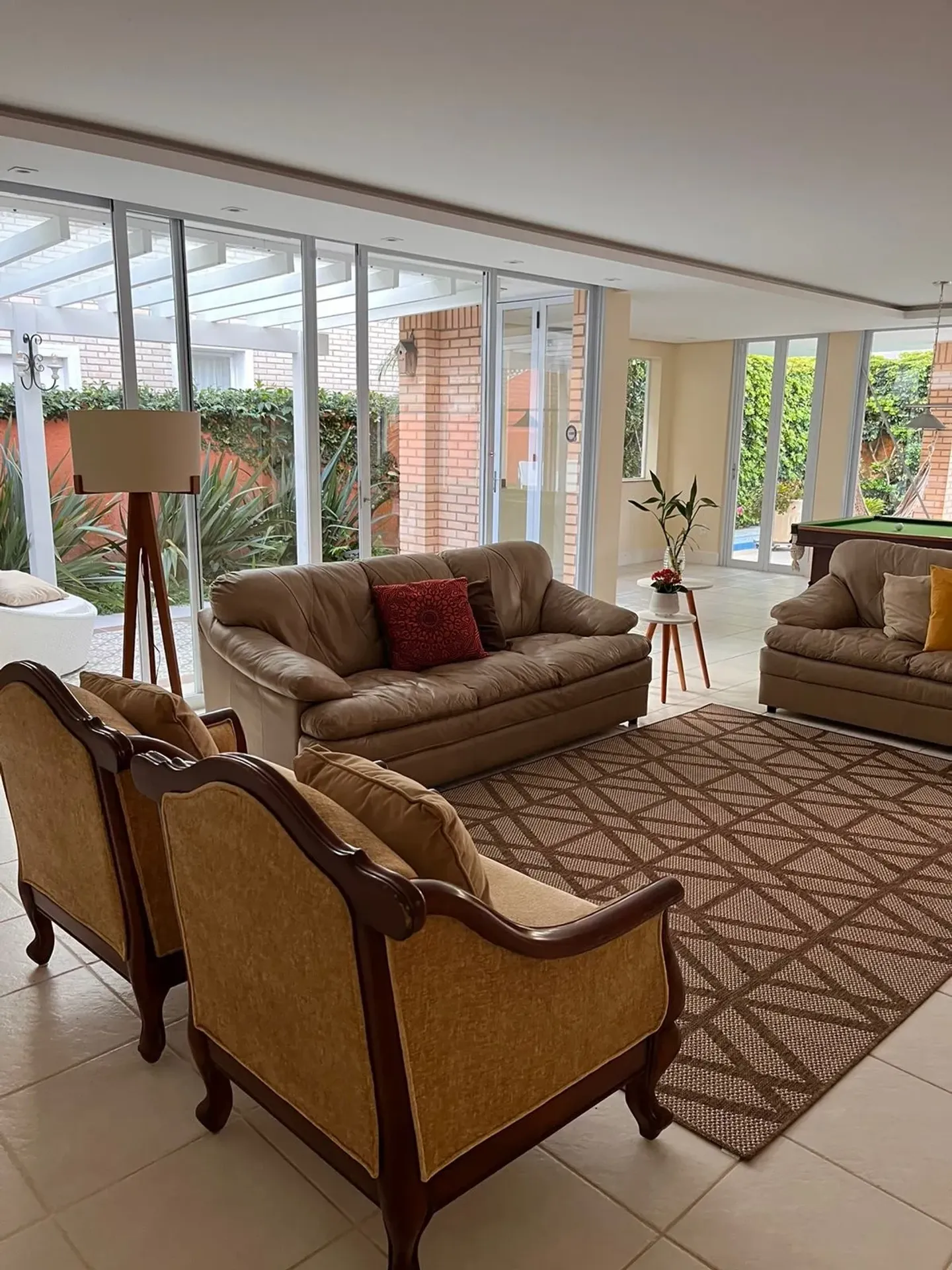 Furnished house with 5 en-suite bedrooms — photo 51