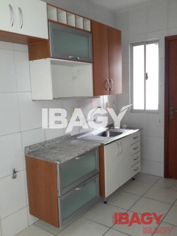 Квартира 70 м² с 2 спальнями и 1 ванной при спальне — photo 2