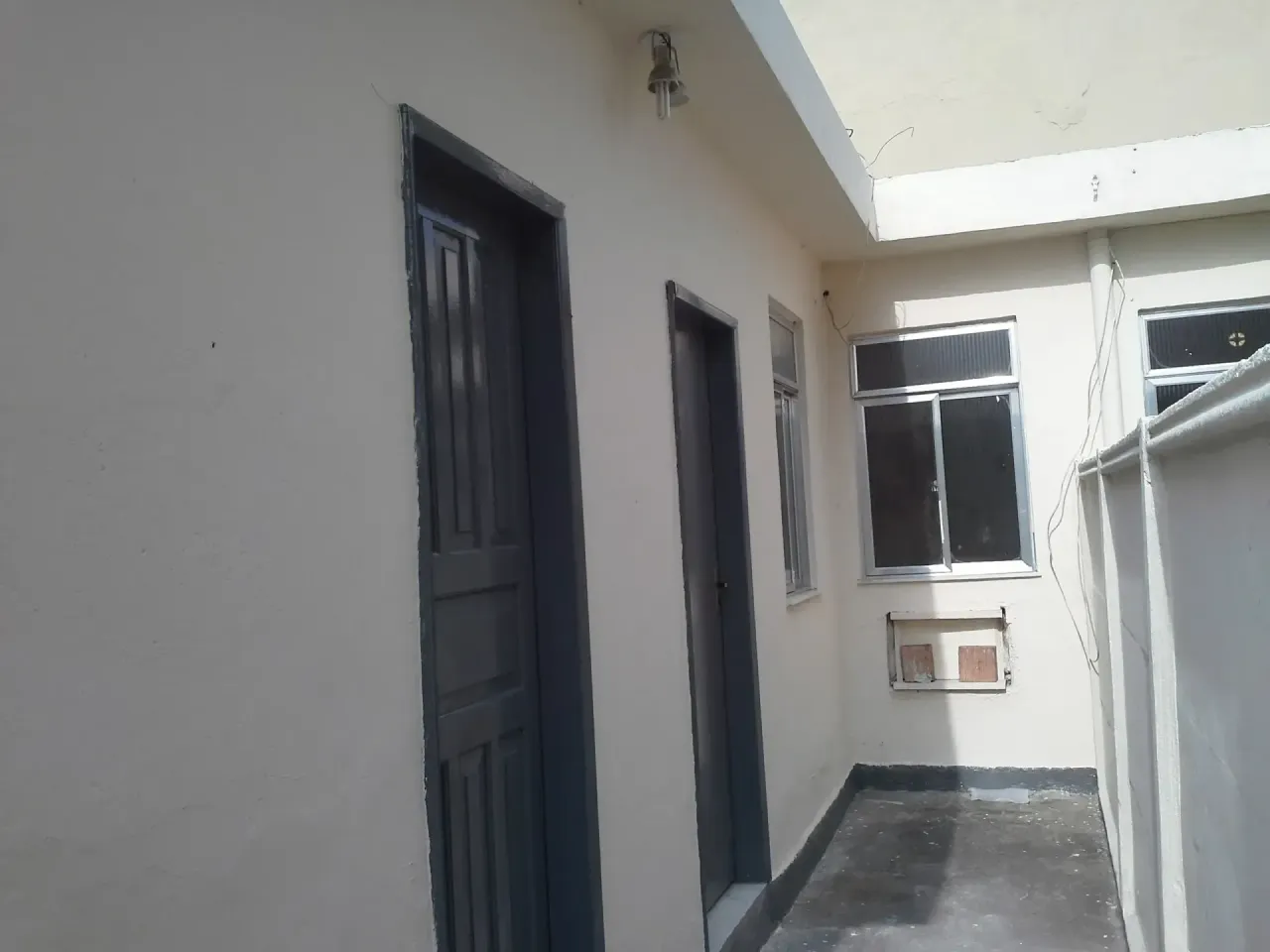 1-bedroom house with 1 bathroom and no parking spot — photo 16