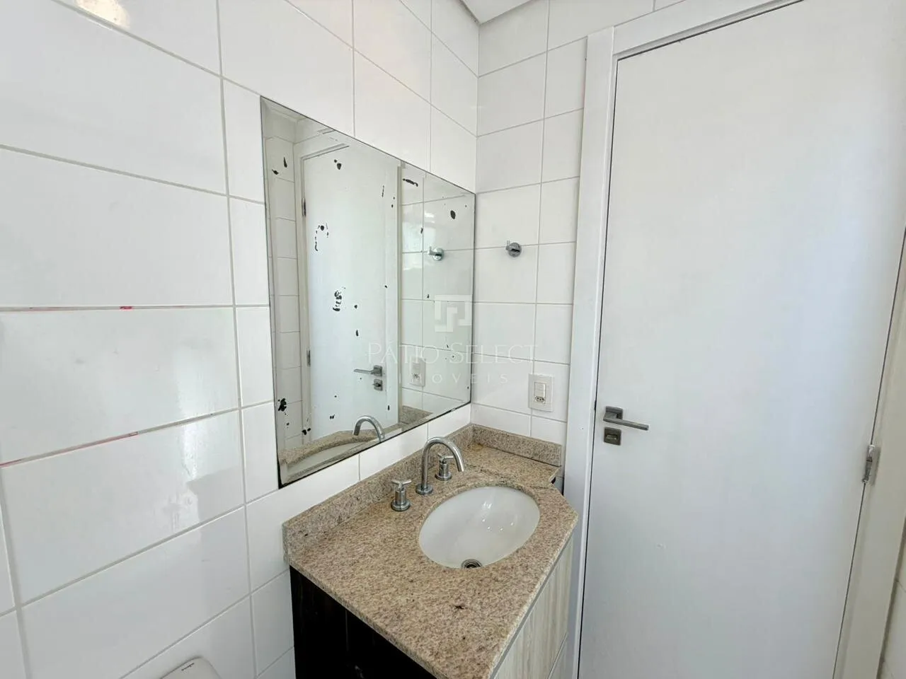 3-bedroom apartment with a washing machine in Curitiba — photo 55
