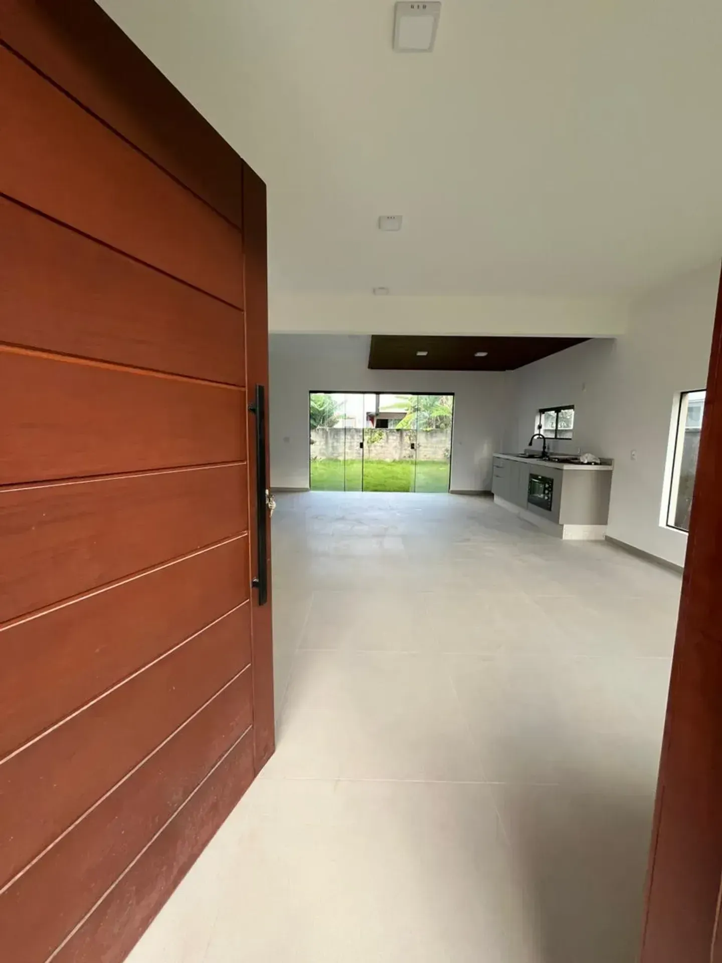 Unfurnished house with 3 bedrooms and 3 bathrooms — photo 6