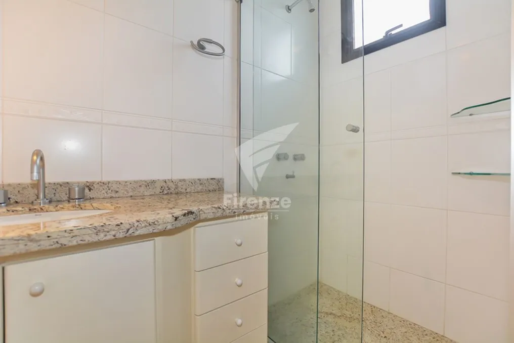Apartment with 3 en-suite bedrooms and 2 parking — photo 34