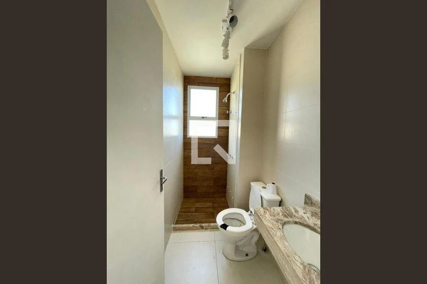 Apartamento de 2 quartos com cozinha fechada e 43 m² — photo 5