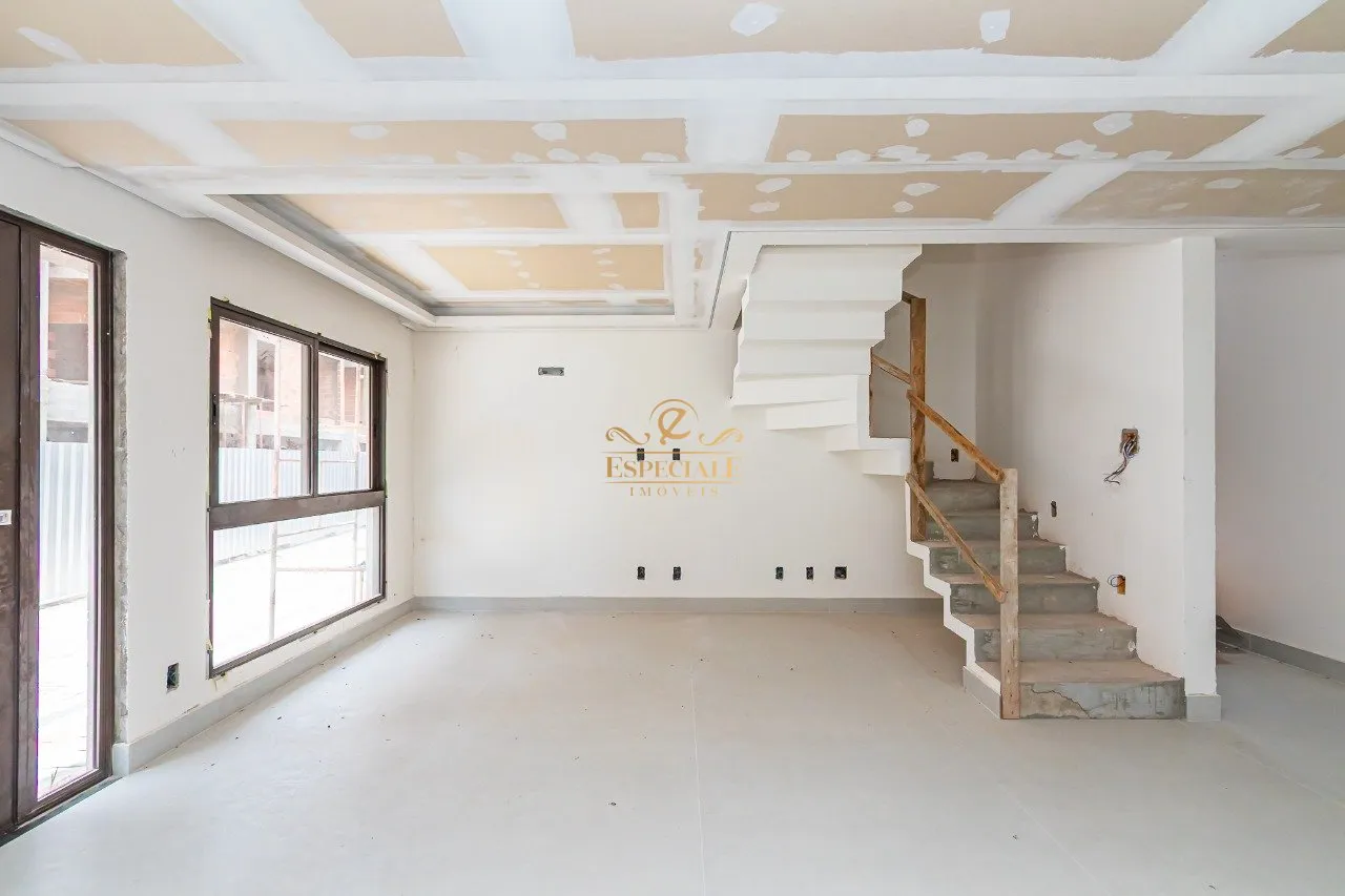 House with 3 bedrooms and a balcony in a gated community — photo 16