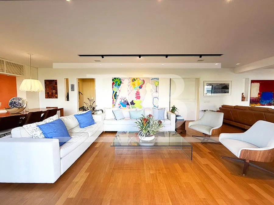Apartamento de 3 dormitórios com 240 m² e 3 vagas — photo 6