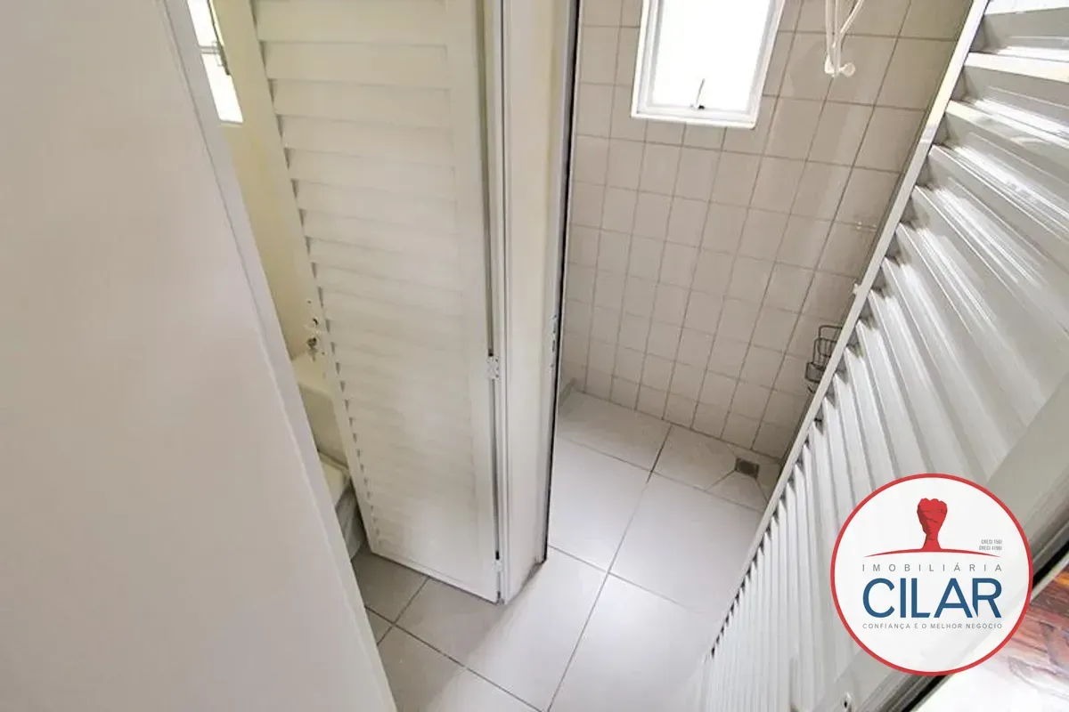 3-bedroom apartment with wood or laminate floors in Curitiba — photo 6