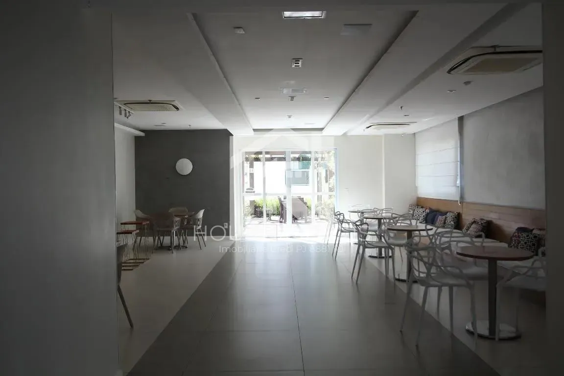 Apartamento com ar-condicionado e varanda envidraçada — photo 23