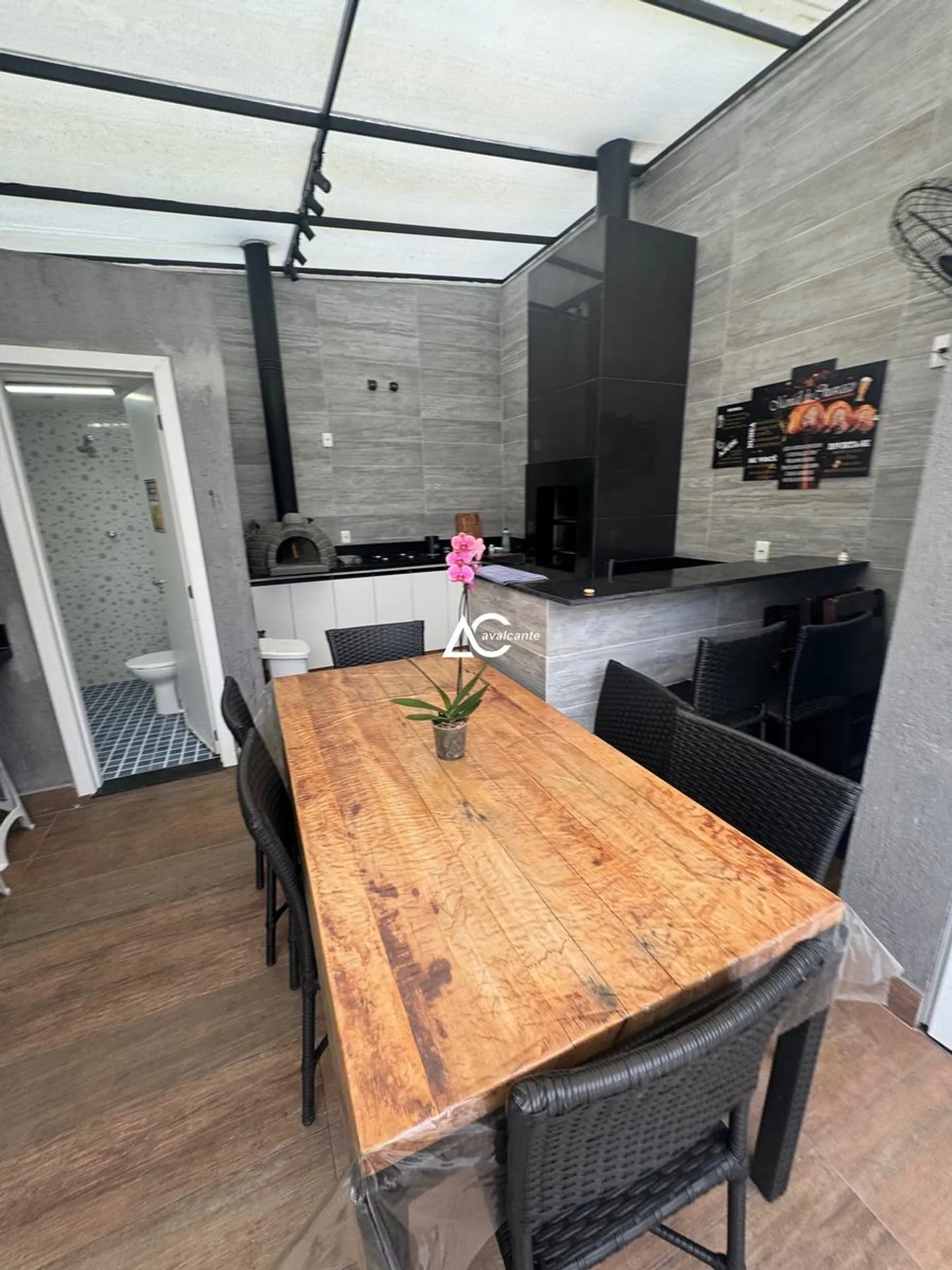 Washing machine in a 3-bedroom house, 360 m² — photo 57