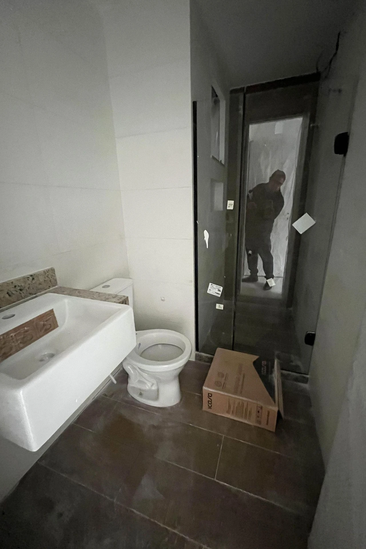 2-bedroom apartment with a mountain view — photo 34