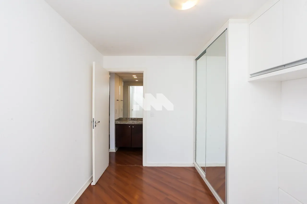1-bedroom apartment with a balcony and 55 m² — photo 18