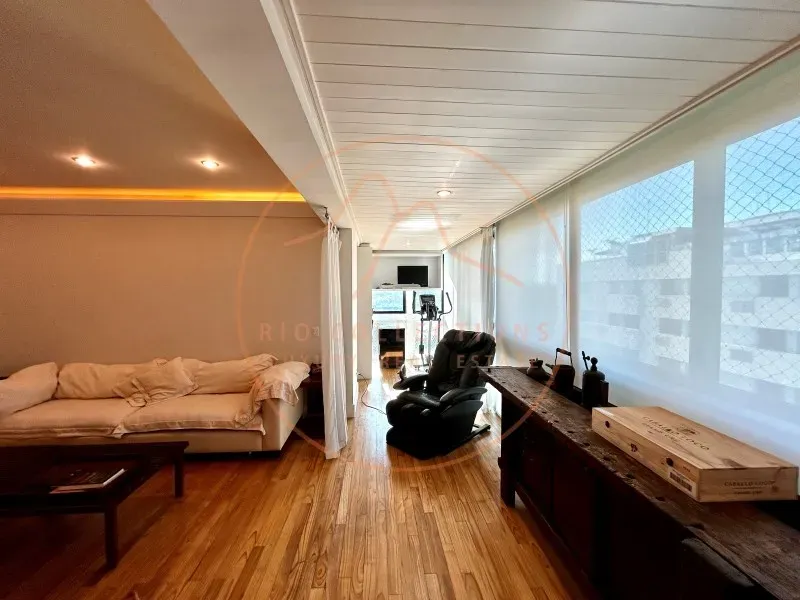 Furnished apartment, 419 m², with a bathtub — photo 44