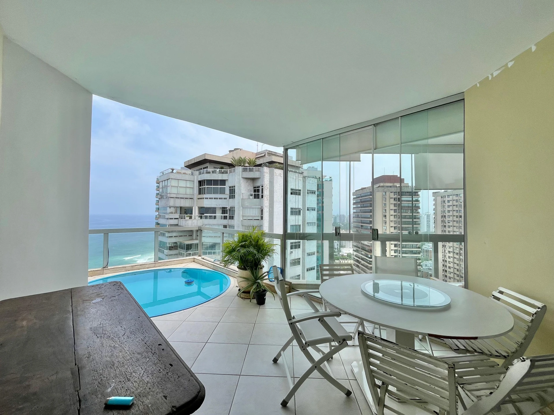 Furnished apartment, 450 m², with a water view — photo 32