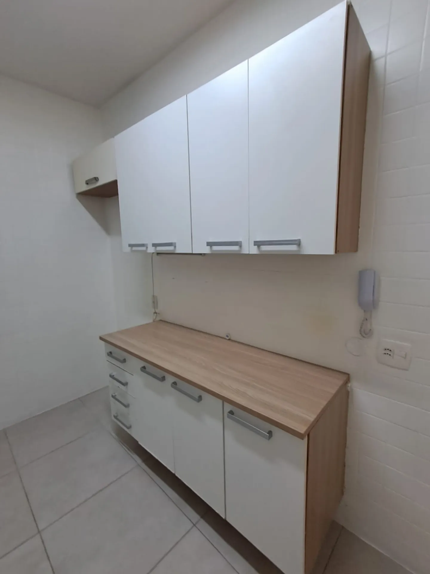 3-bedroom apartment with built-in wardrobes — photo 23