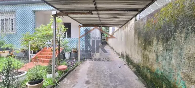 Single-story house with 3 bedrooms, 1 bathroom — photo 16
