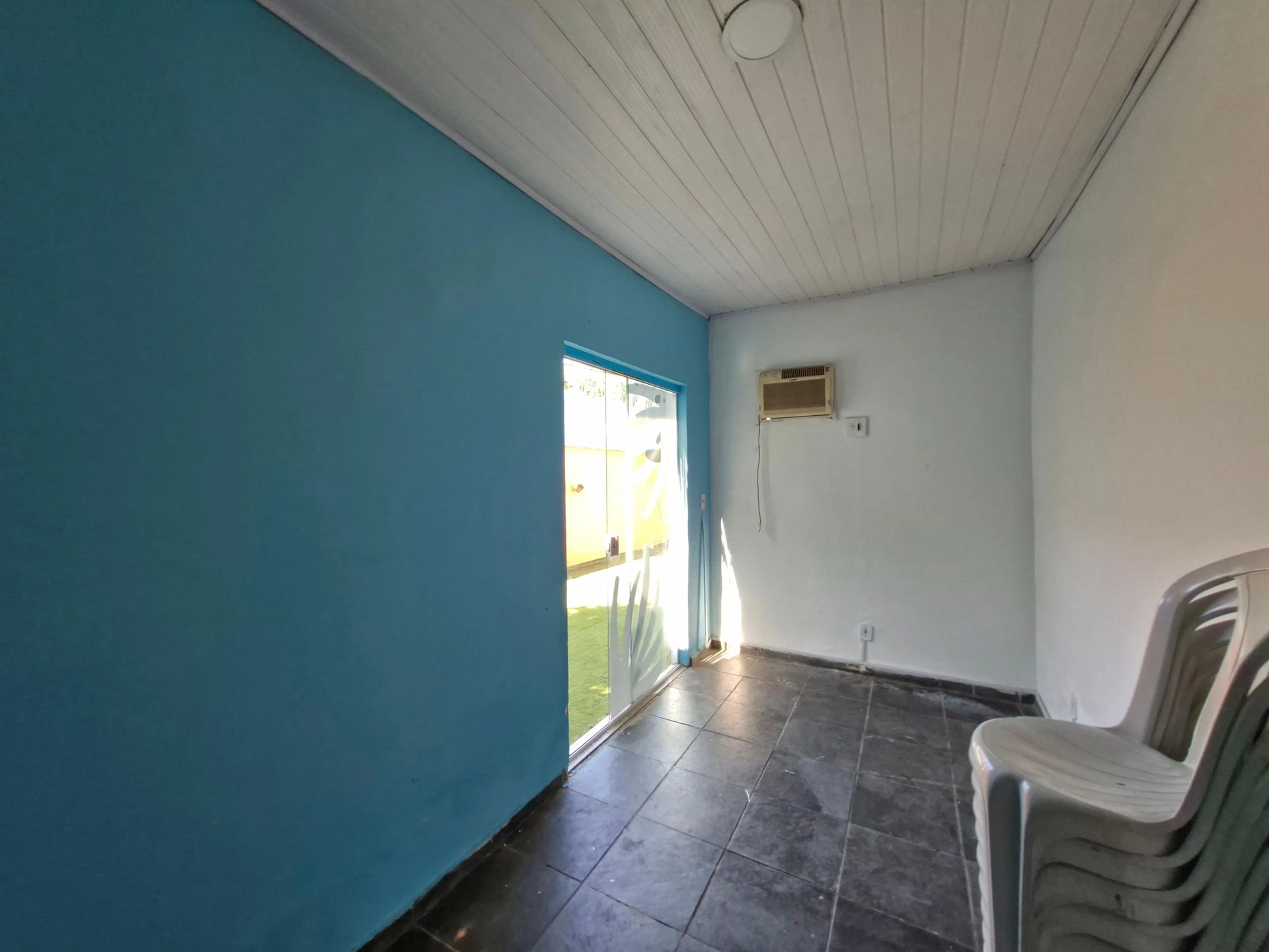 Furnished house with 3 bedrooms, balcony and private garden — photo 35