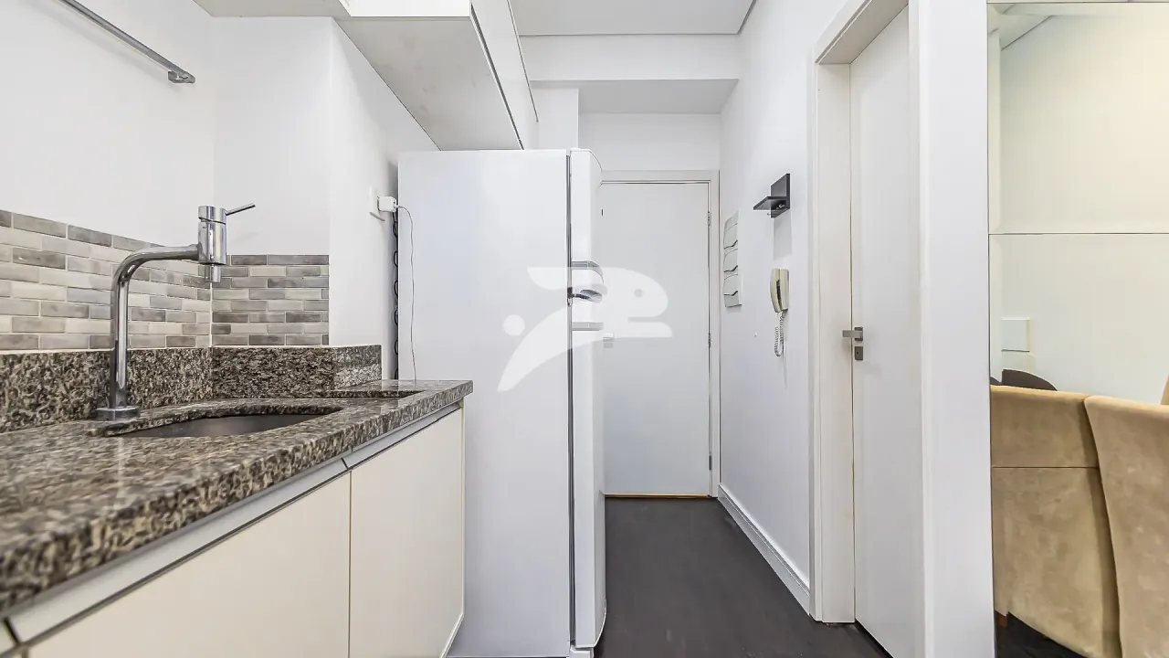 Apartamento amueblado de 1 dormitorio con balcón — photo 6