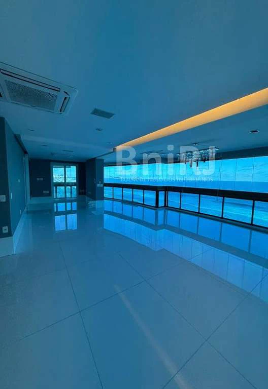 Квартира 779 м² без меблів із 4 спальнями-сюїтами — photo 14