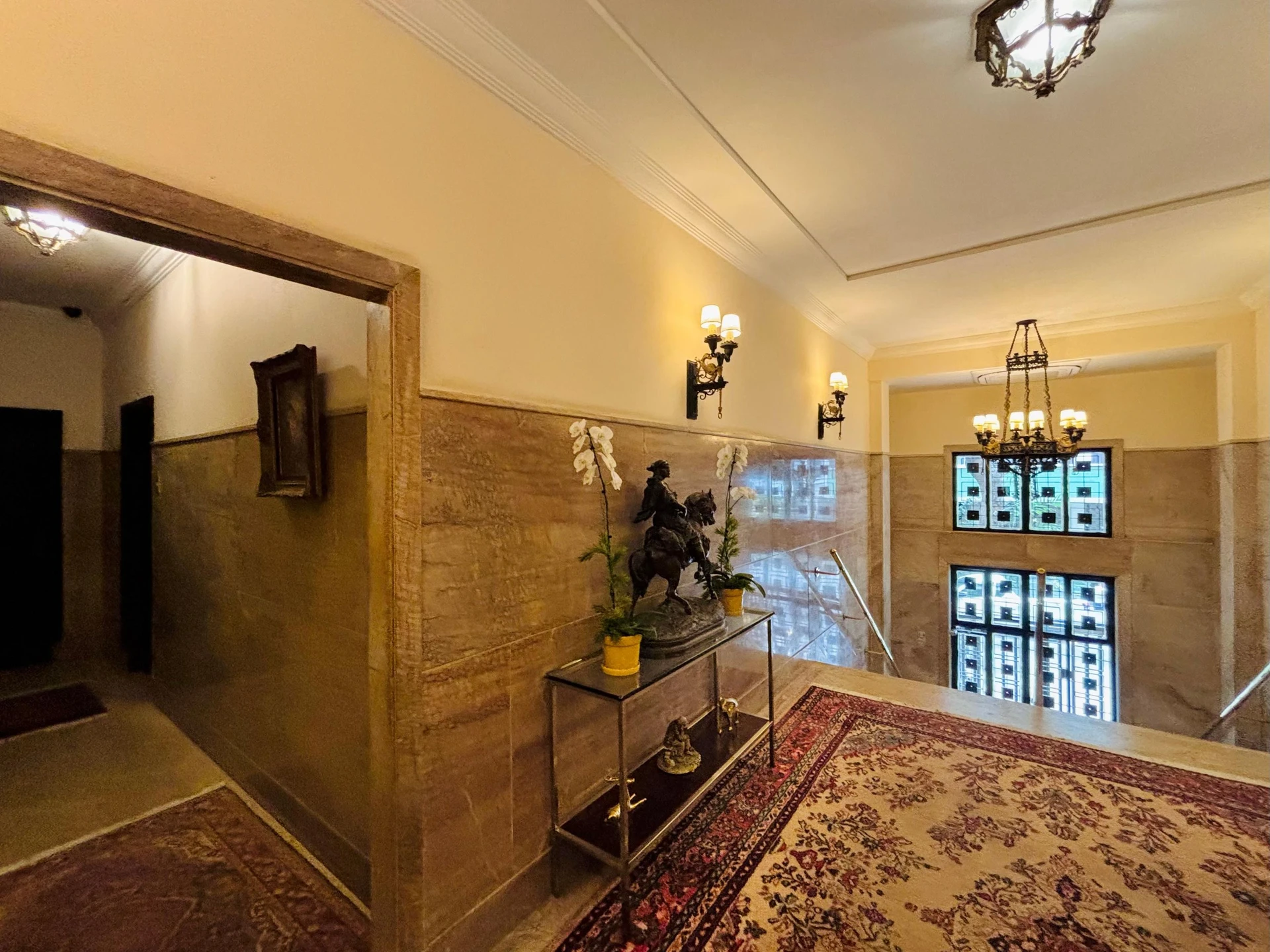 Furnished apartment with 3 bedrooms and 2 bathrooms — photo 36