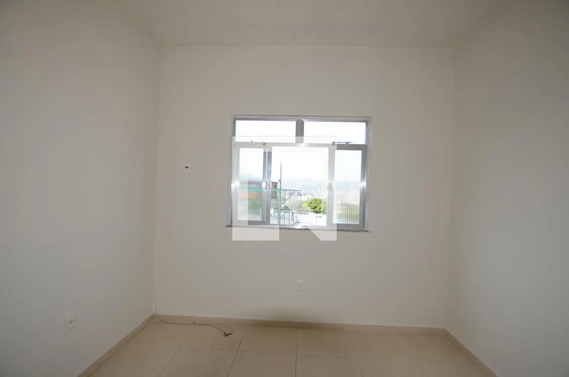 Unfurnished 1-bedroom apartment with gas stove — photo 6