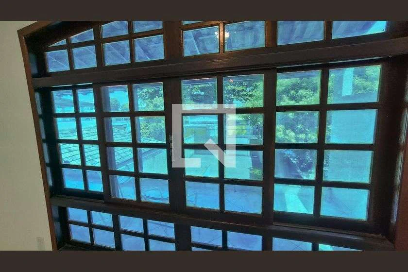 90 m² unfurnished house with 2 bedrooms and private garden — photo 2