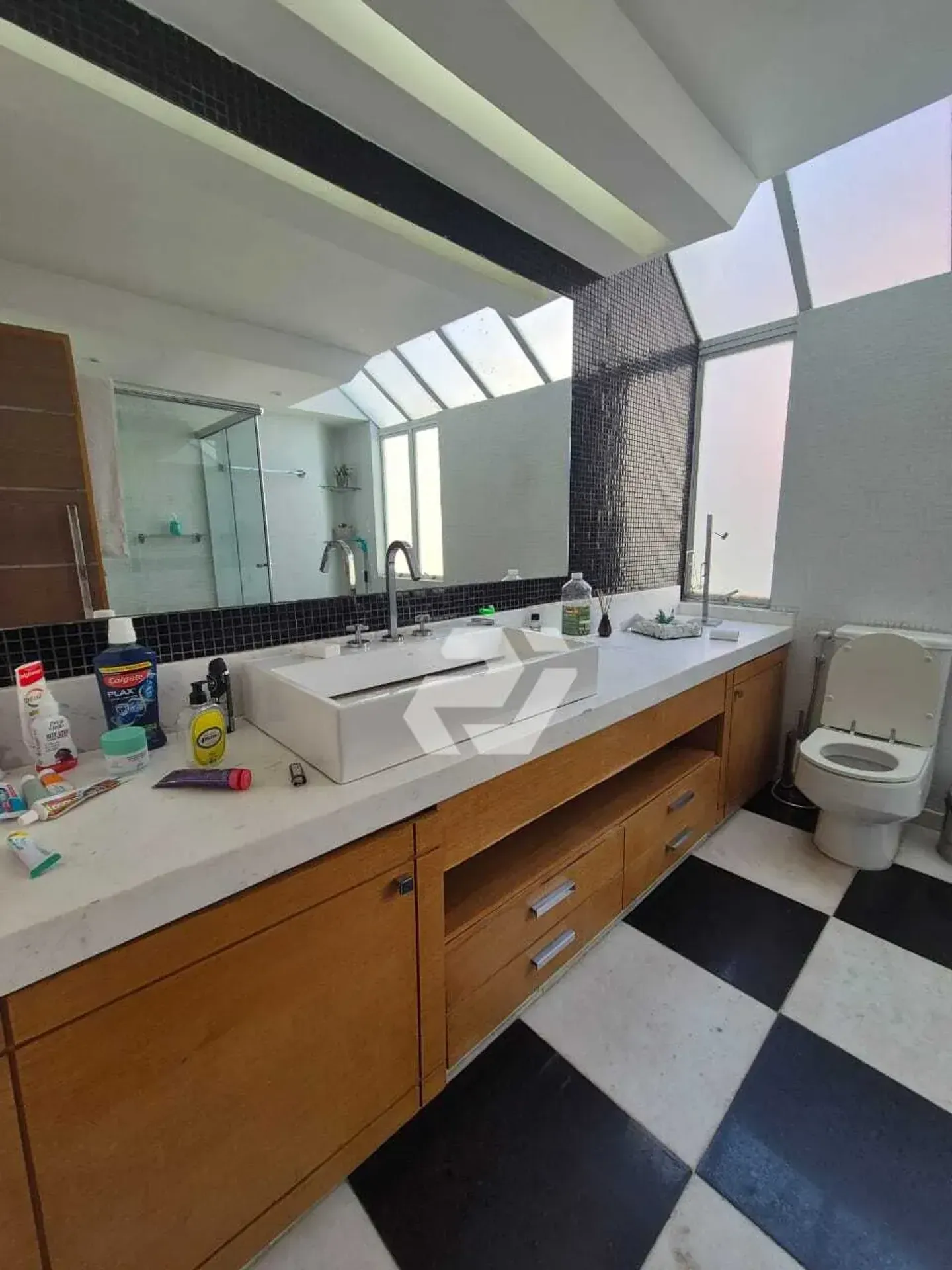 Casa mobiliada com 5 quartos e cozinha integrada a gás — photo 22