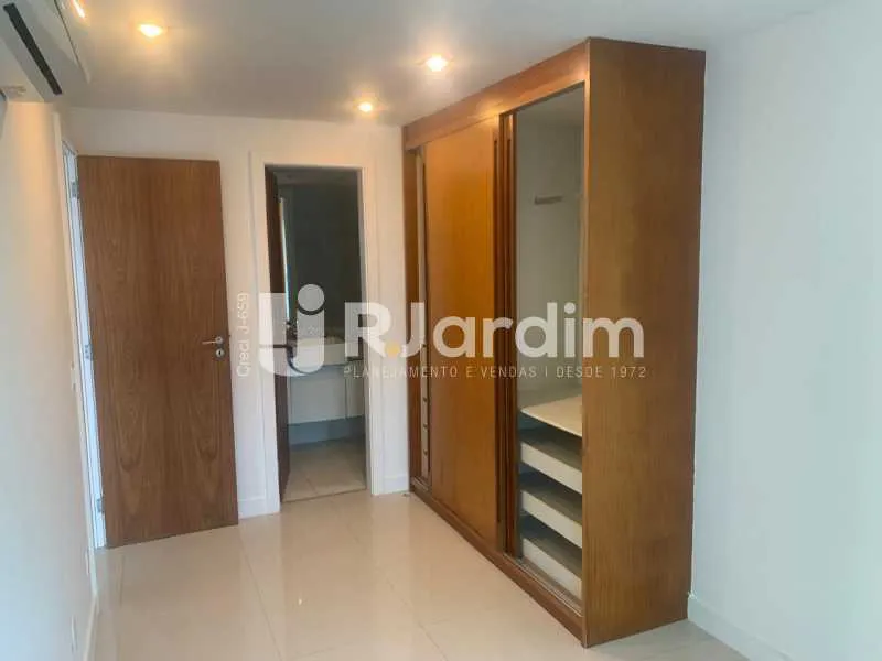 Rental apartment with 4 bedrooms and glassed balcony — photo 5