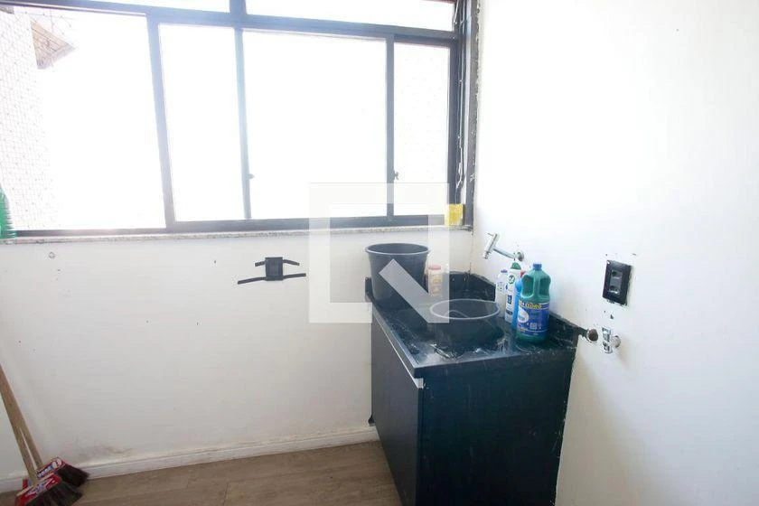 Apartment with 3 bedrooms and a balcony — photo 38
