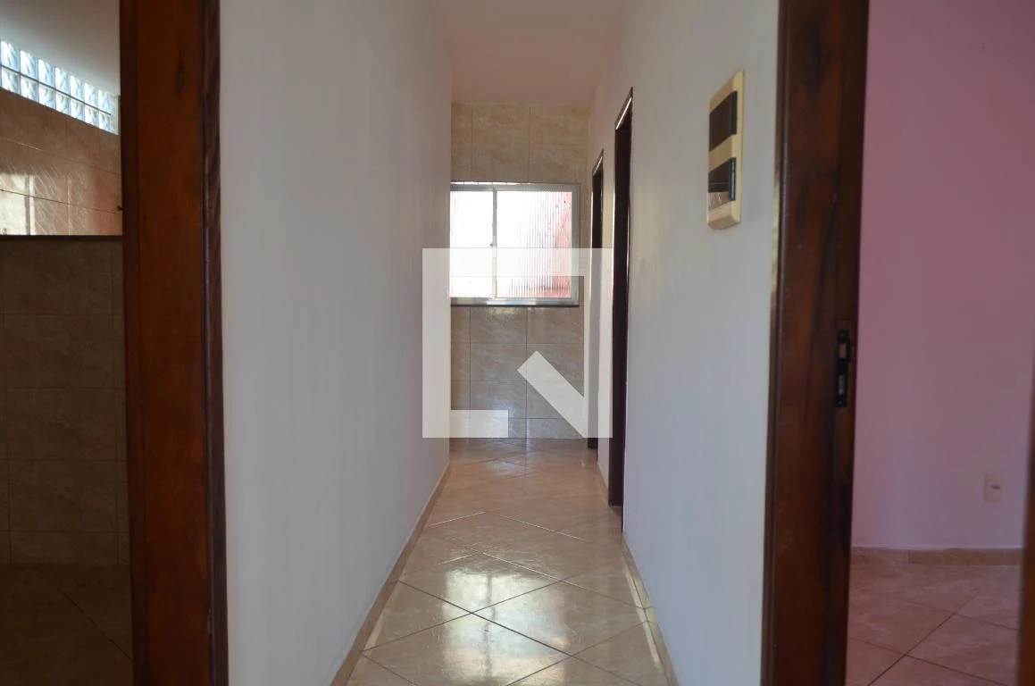 Unfurnished house with 2 bedrooms and private garden — photo 14