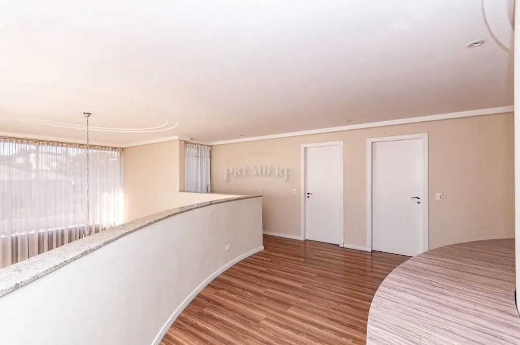 Furnished house with 4 bedrooms across 1167 m² and 8 spots — photo 125