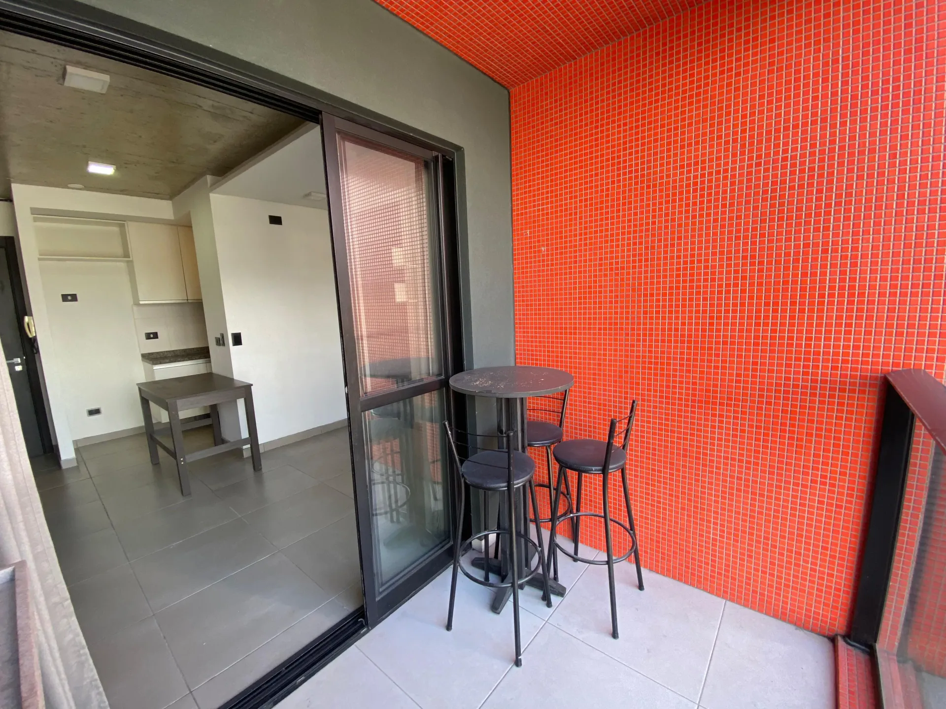 Studio in a building with a coworking space — photo 4