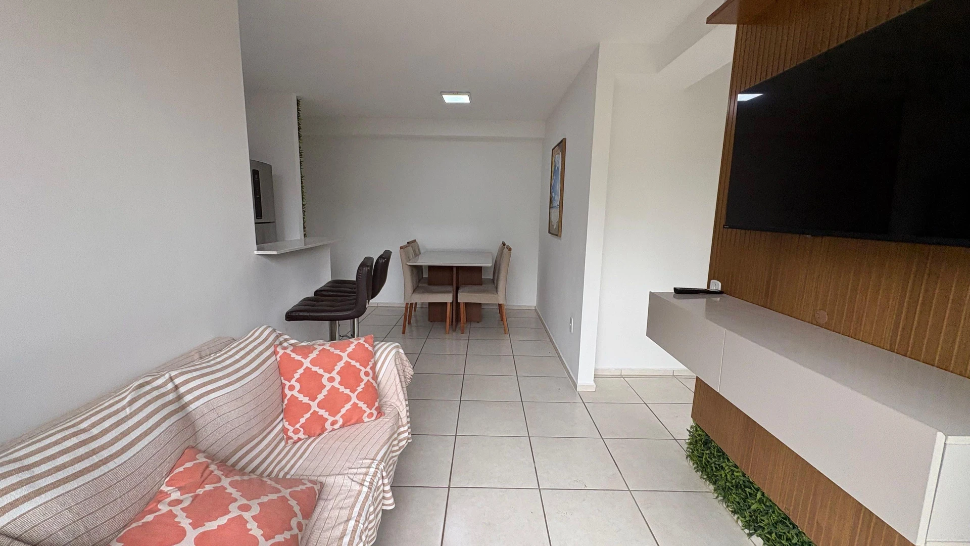 Vista a la montaña y 2 dormitorios: departamento de 75 m² — photo 16