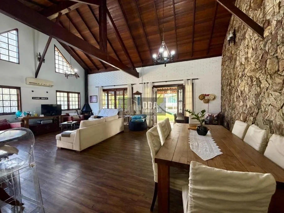 Casa para alquilar de 450 m² con 4 dormitorios — photo 9