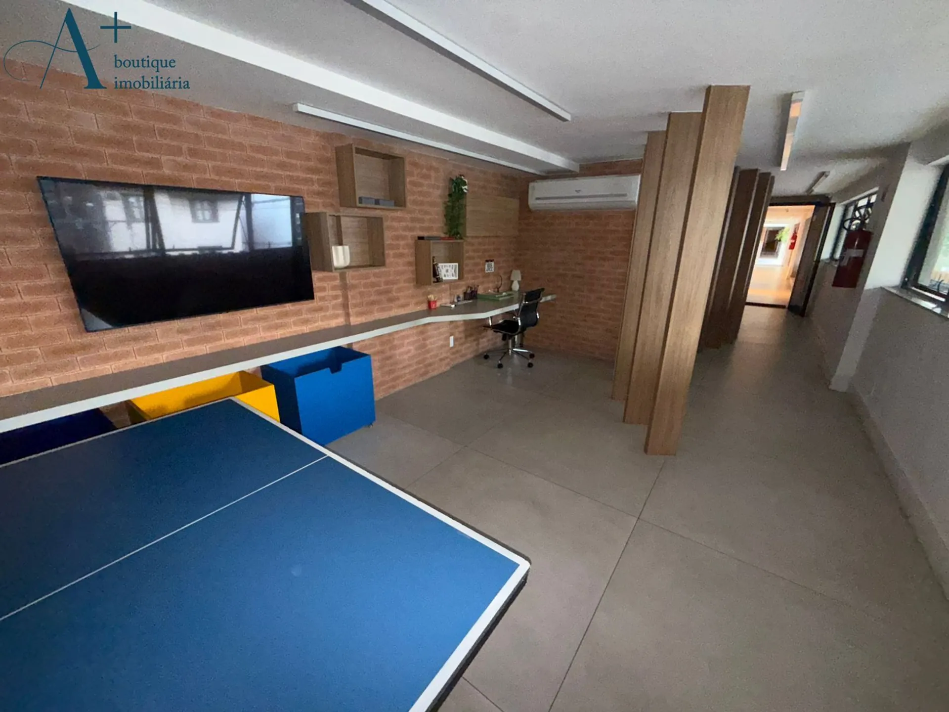 Furnished apartment with open-plan kitchen and 2 bedrooms — photo 27