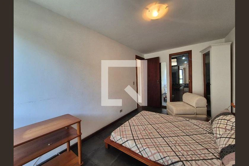 Apartamento de 2 quartos com varanda envidraçada — photo 26