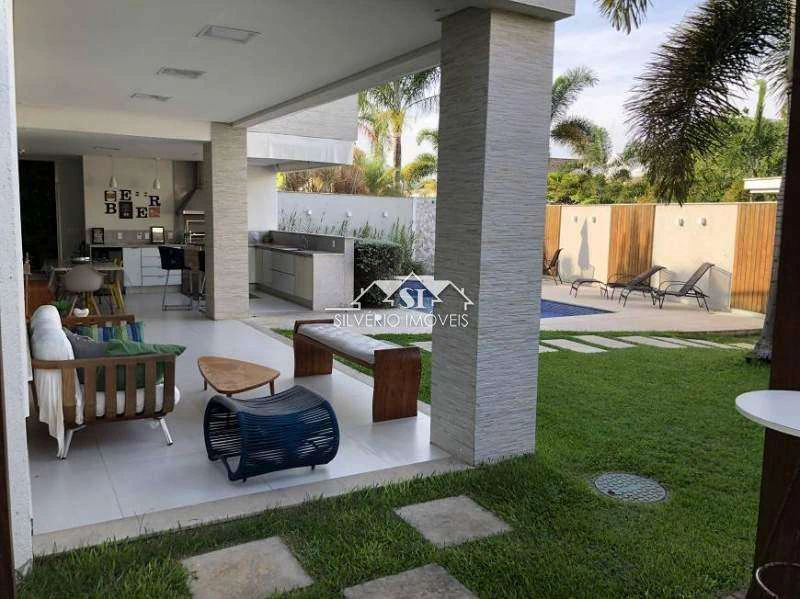 Будинок у закритому містечку з 6 спальнями-сюїтами 470 м² — photo 5