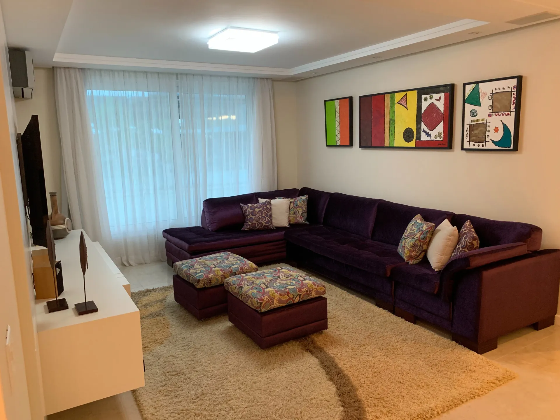 Будинок під оренду з 4 спальнями та 450 м²
