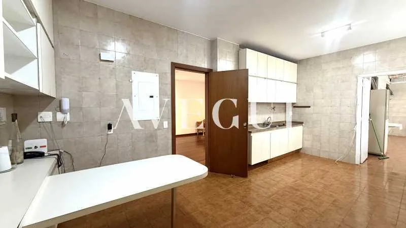 Apartamento 4 quartos com 2 suítes e jardim — photo 25