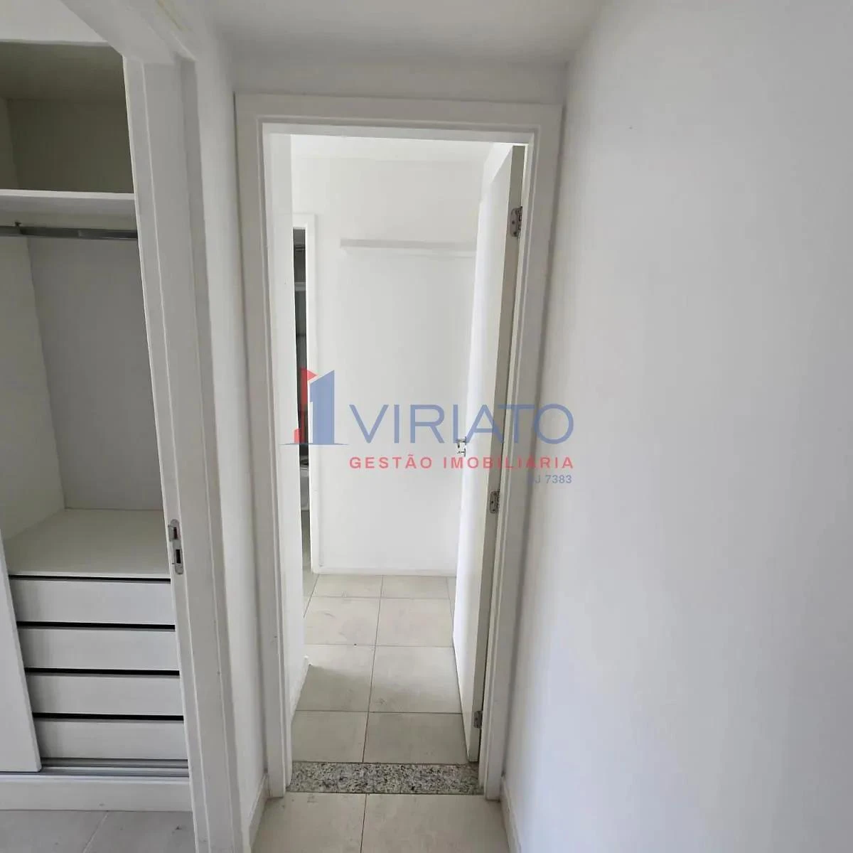 Apartment with 5 bedrooms and 2 bathrooms plus a balcony — photo 28