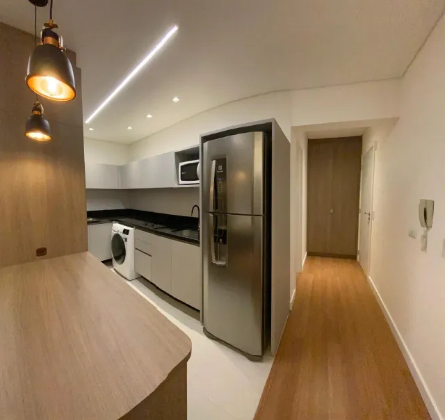 One-bedroom apartment in a building with a gym — photo 2