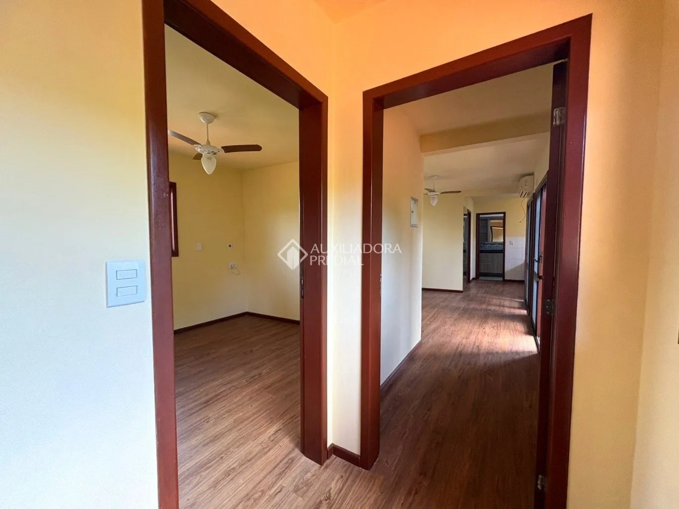 Closed-condominium house with 4 bedrooms and 3 bathrooms — photo 39