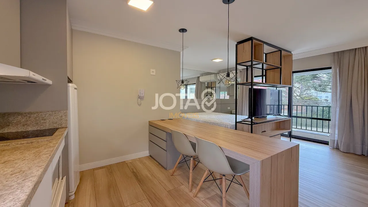 Furnished 1-bedroom apartment with 50 m² and parking — photo 5