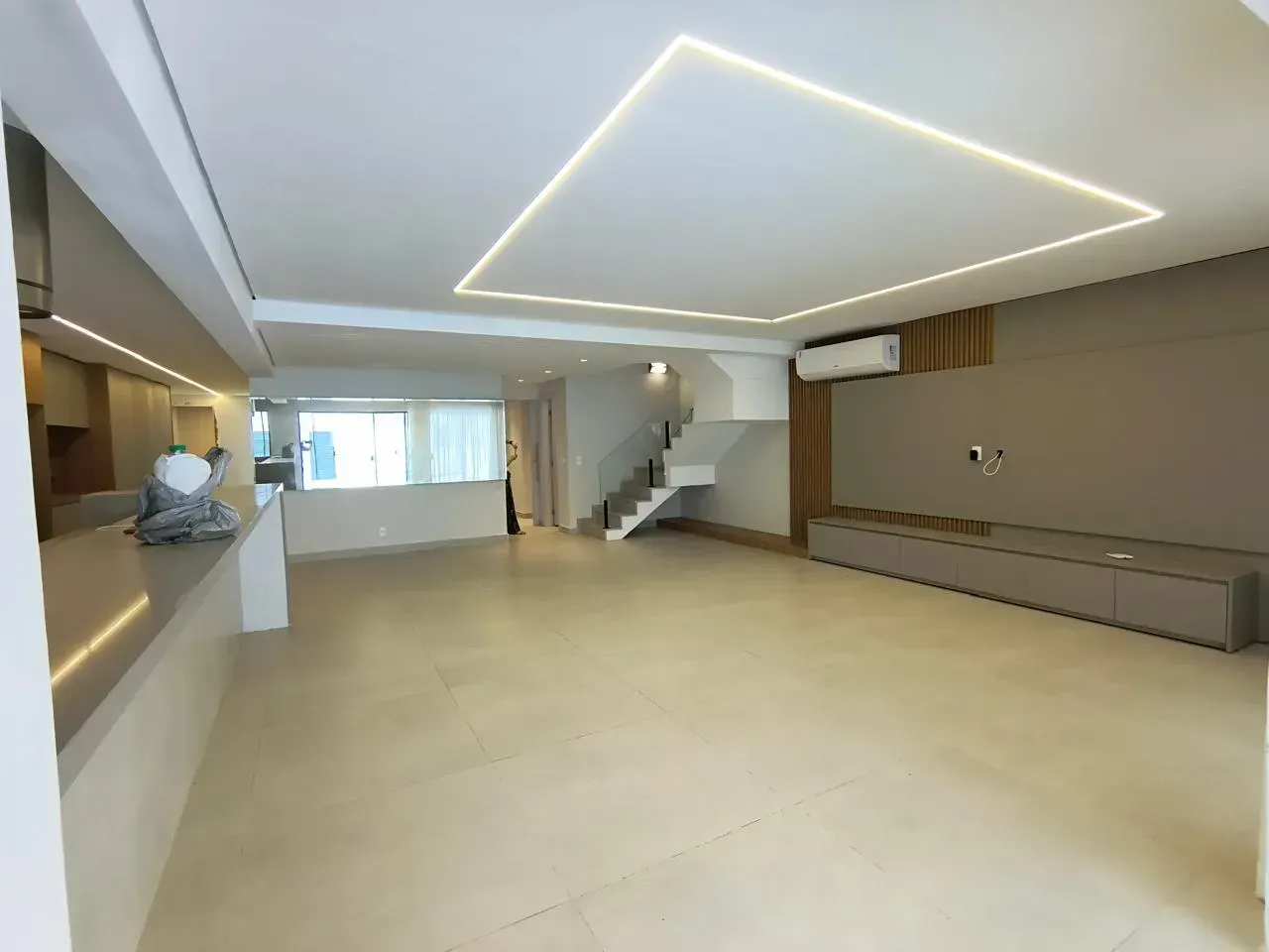 Casa com 4 quartos, 5 banheiros e 3 vagas — photo 7