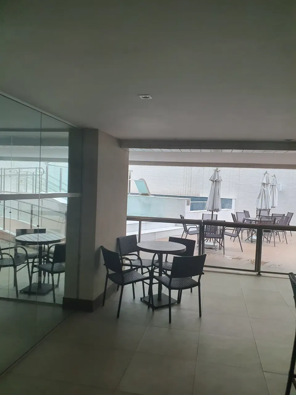 90 m² apartment with 2 bedrooms and a balcony — photo 4