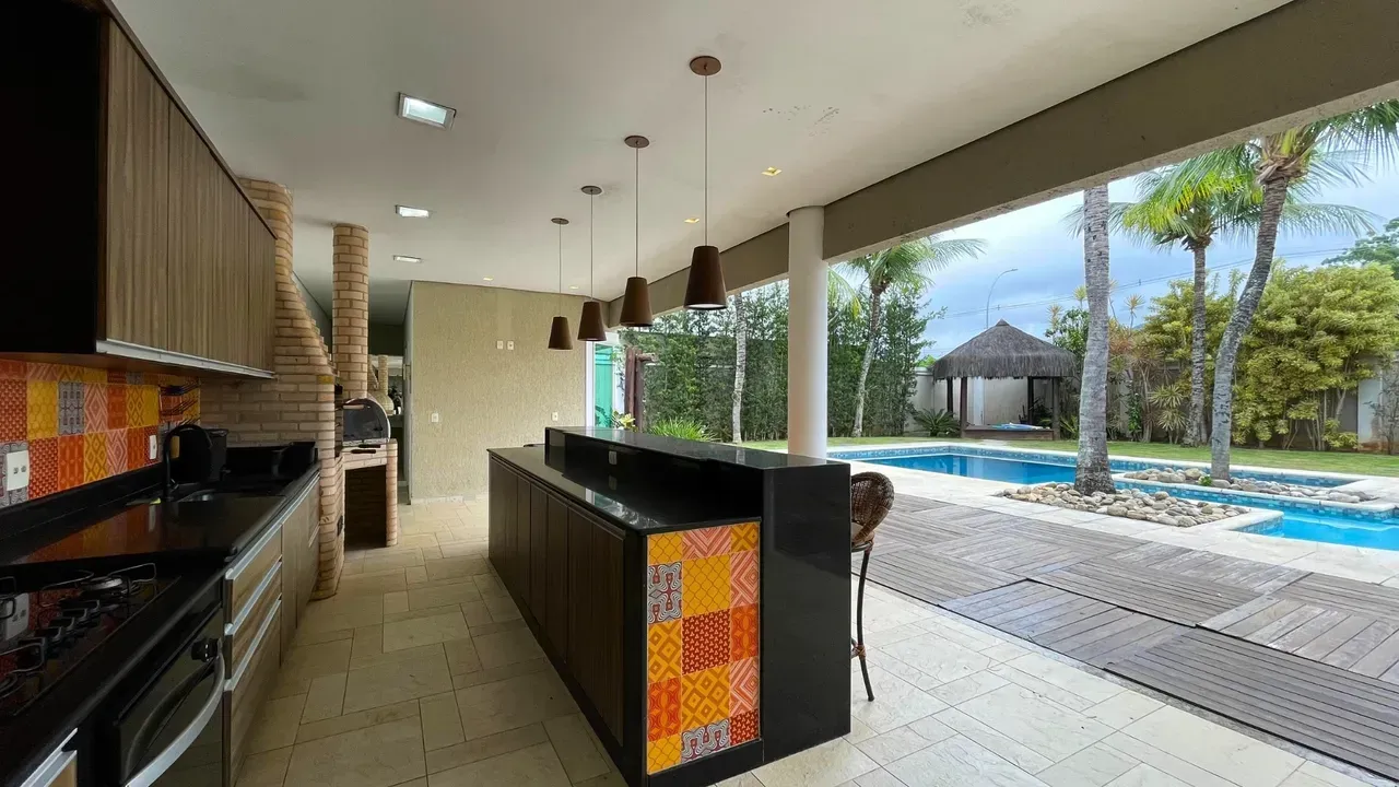 Furnished house with 4 bedrooms and an open-plan kitchen — photo 13