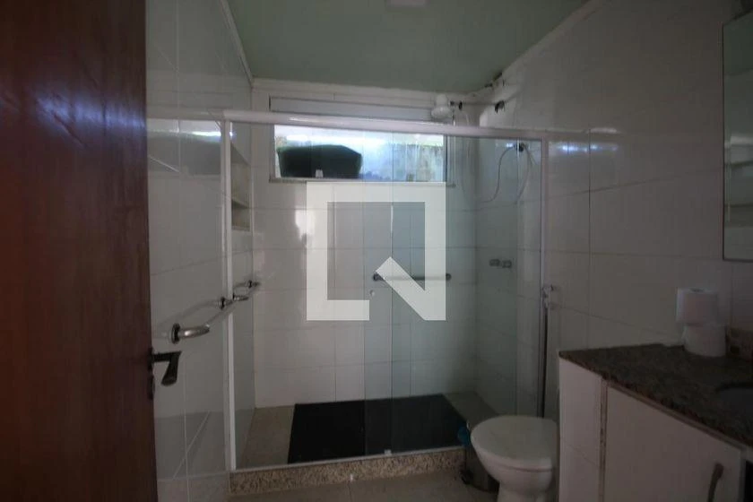 Rental house with 4 bedrooms and 340 m² — photo 20